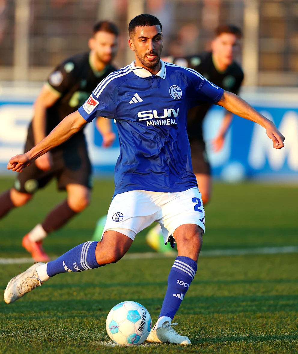 开云官网-沙尔克队在比赛中实力突出，轻松击败对手的简单介绍