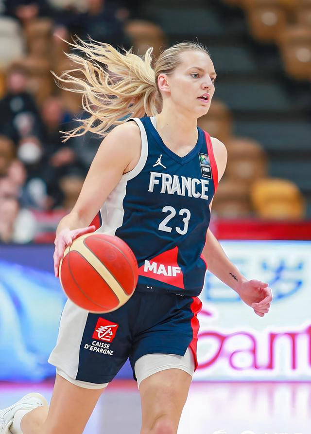 开云体育登录-包含奥运会篮球赛事：加拿大女篮夺冠季军花落法国的词条