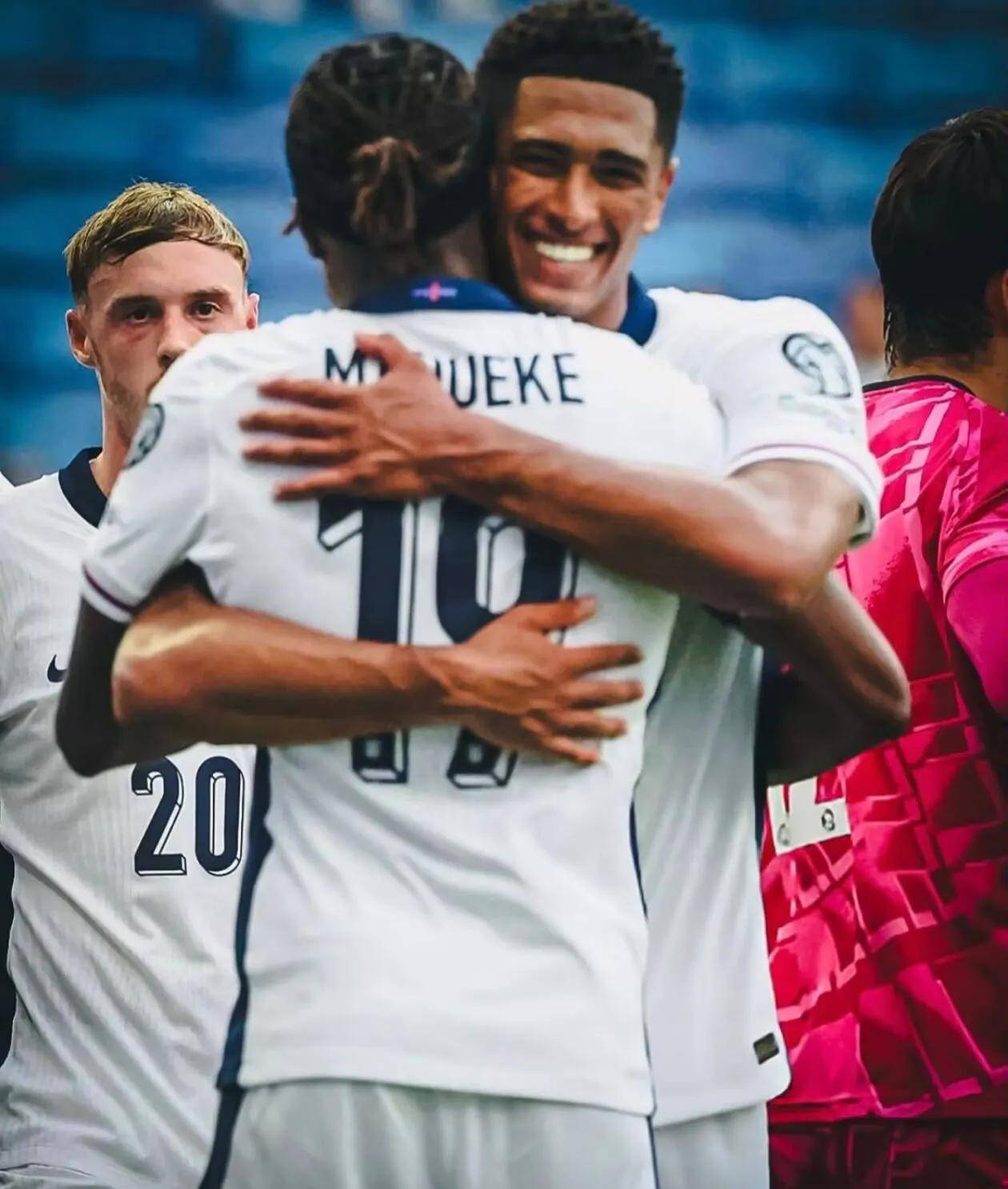 开云平台-德国队逆转英格兰队,波尔关键制胜