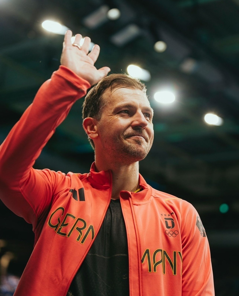 德国队逆转英格兰队，波尔关键制胜