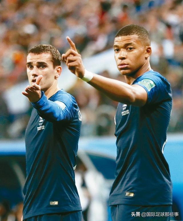 开云-法国队碾压中国队,黄鸭组合点燃赛场