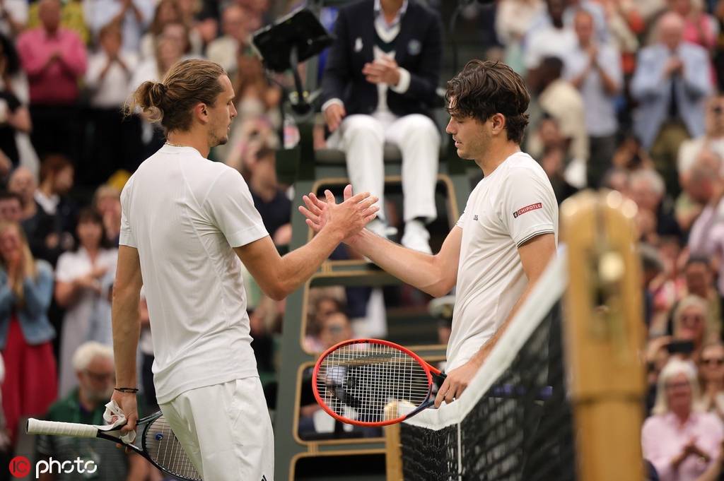 温网险胜联合杯,兹维列夫惊艳四座 温网险胜联合杯,兹维列夫惊艳四座