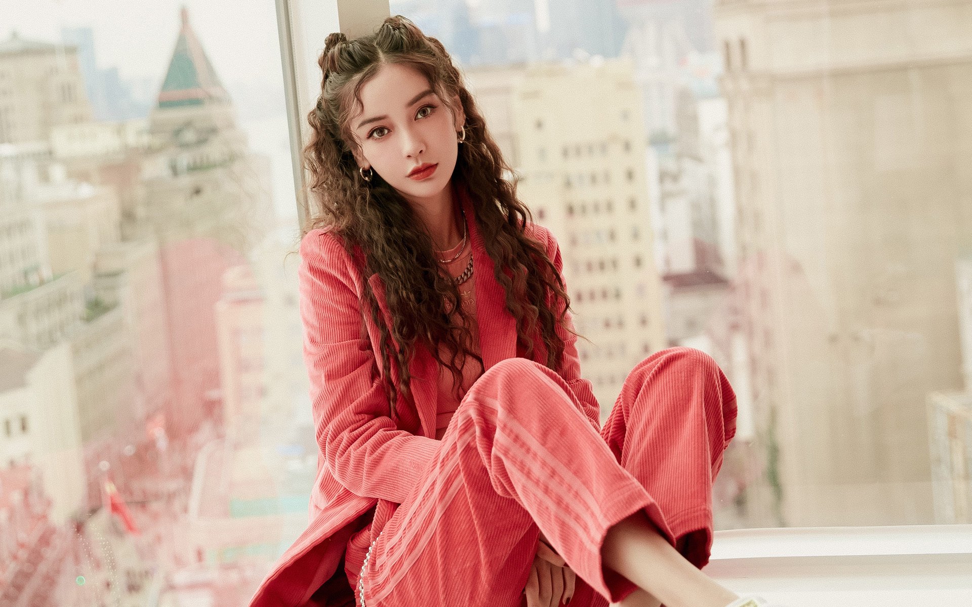 开云sport-跨域王者,火箭NBA大胜独行侠,伦纳德意甲赛场独揽乾坤