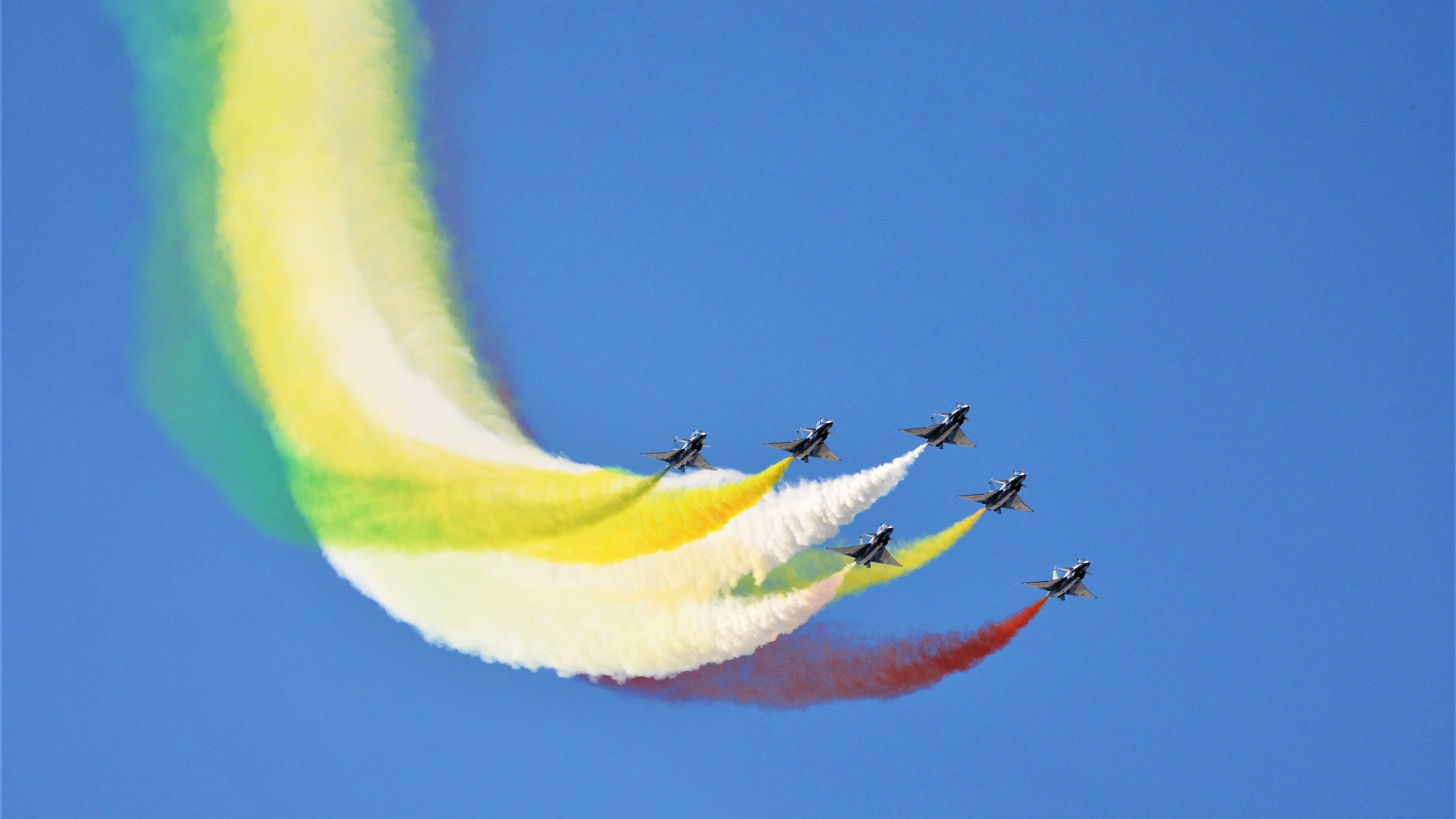 开云-他的一击如利剑出鞘,奥亚尔萨瓦尔绝杀哥伦比亚,秘鲁巨人杀手挺进决赛