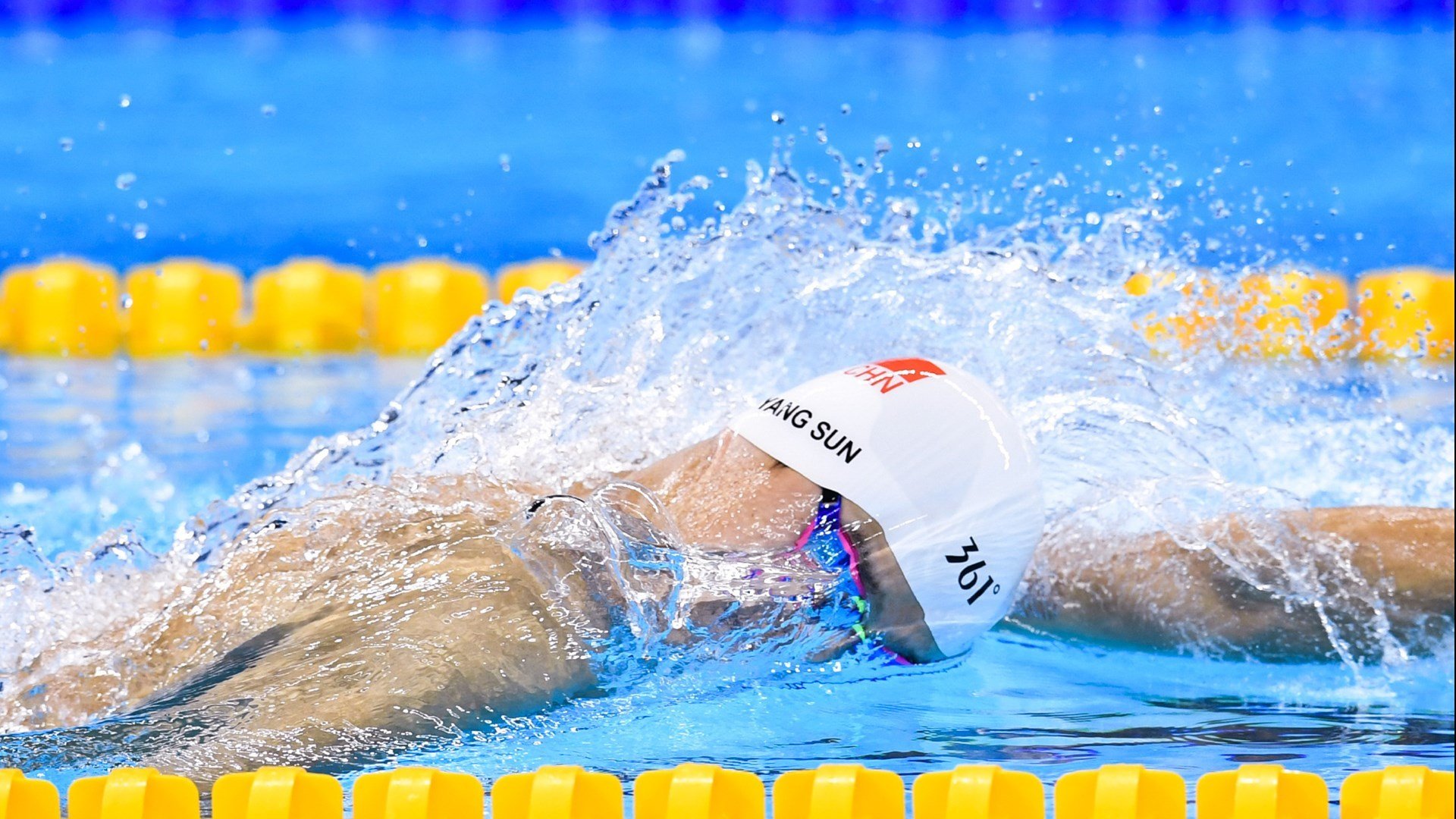 跨界封神夜，当库里在德甲赛场一波带走，诠释何谓终极接管