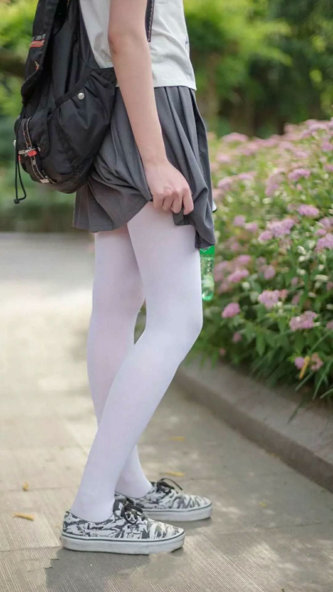 开云体育-沙漠绿茵的节奏大师,玻利维亚裁判如何用哨声为莫德里奇搭建终极舞台