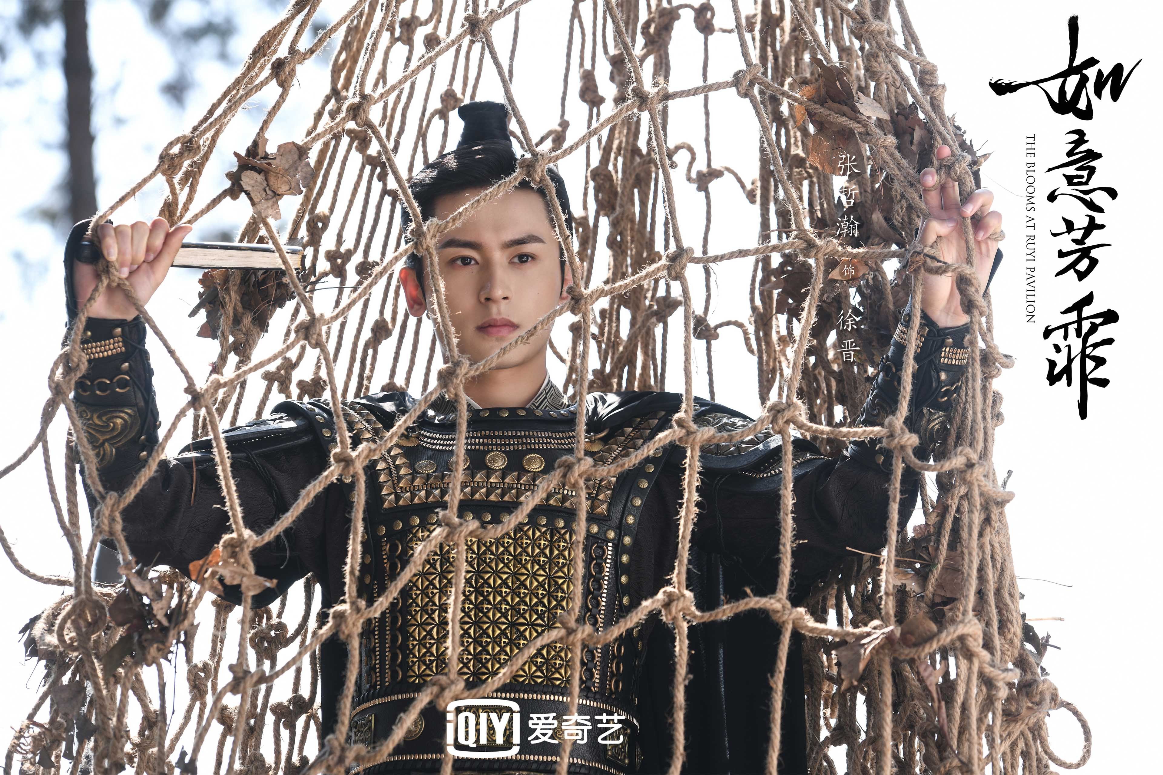 开云体育官网-降维打击，当莱万的野兽本能撕碎英超精密算法，喀麦隆式的足球暴动正在全球蔓延